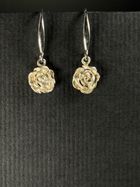 Foto van Hangertje of oorbellen uit zilverklei maken